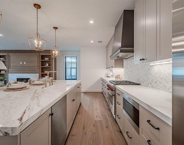4114 Emerson Avenue - Photo Thumbnail 7
