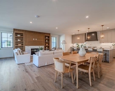4114 Emerson Avenue - Photo Thumbnail 5
