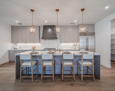4114 Emerson Avenue - Photo Thumbnail 4