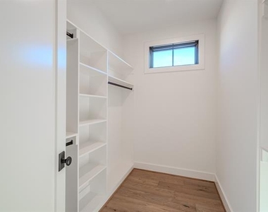 4114 Emerson Avenue - Photo Thumbnail 20