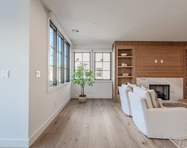 4114 Emerson Avenue - Photo Thumbnail 13