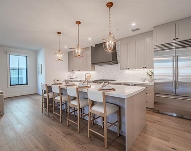 4114 Emerson Avenue - Photo Thumbnail 6