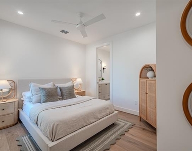 4114 Emerson Avenue - Photo Thumbnail 31