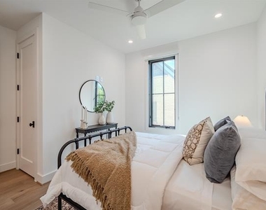 4114 Emerson Avenue - Photo Thumbnail 31