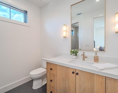 4114 Emerson Avenue - Photo Thumbnail 32