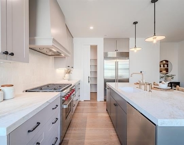 4114 Emerson Avenue - Photo Thumbnail 9
