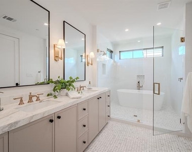 4114 Emerson Avenue - Photo Thumbnail 27