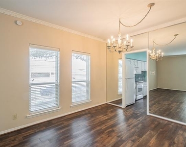 4312 Bellaire Drive S - Photo Thumbnail 6