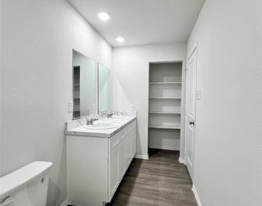 544 Quail Meadows Drive - Photo Thumbnail 27