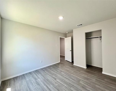 544 Quail Meadows Drive - Photo Thumbnail 8