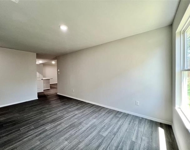 544 Quail Meadows Drive - Photo Thumbnail 15
