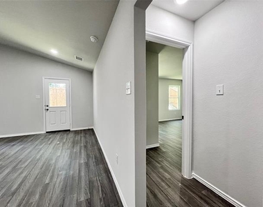 544 Quail Meadows Drive - Photo Thumbnail 23