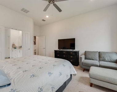 5126 Bancroft Drive - Photo Thumbnail 22