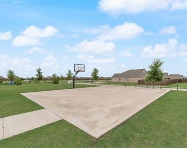 5126 Bancroft Drive - Photo Thumbnail 35