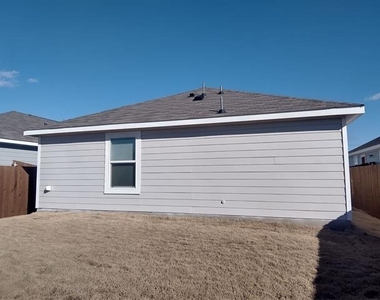 5724 Rockrose Lane - Photo Thumbnail 13