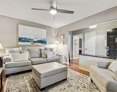 2127 Clarksdale Drive - Photo Thumbnail 5