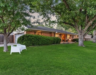 2127 Clarksdale Drive - Photo Thumbnail 17