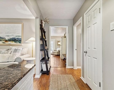 2127 Clarksdale Drive - Photo Thumbnail 3