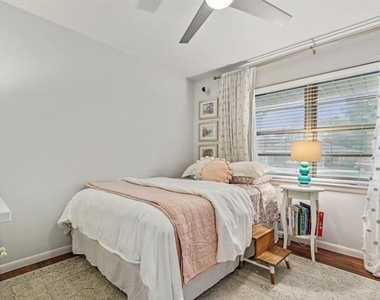 2127 Clarksdale Drive - Photo Thumbnail 12