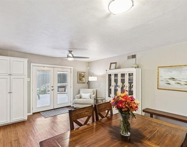 2127 Clarksdale Drive - Photo Thumbnail 8