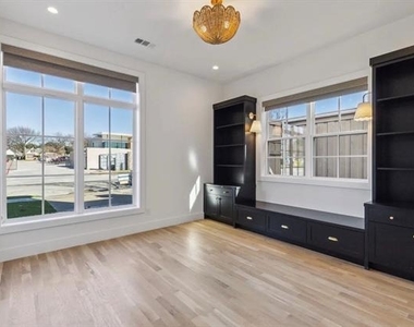 5800 Goodwin Avenue - Photo Thumbnail 18