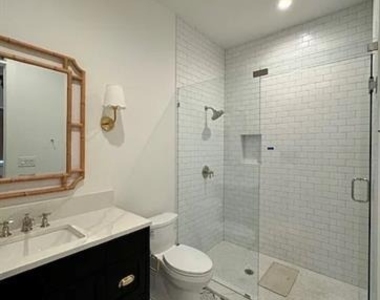 5800 Goodwin Avenue - Photo Thumbnail 20