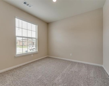 291 Wandering Stream Way - Photo Thumbnail 9