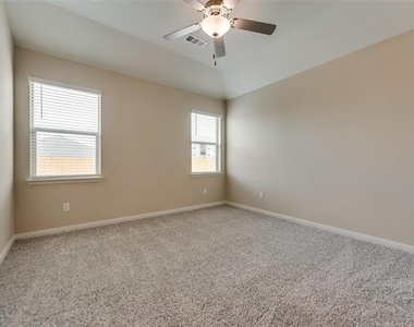 291 Wandering Stream Way - Photo Thumbnail 14