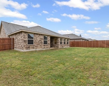 4807 Avion Drive - Photo Thumbnail 15