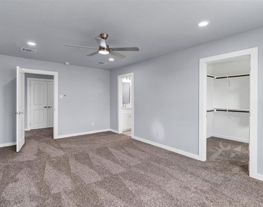 588 Highview Court - Photo Thumbnail 25