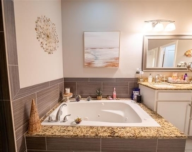 4011 Pompei Court - Photo Thumbnail 17