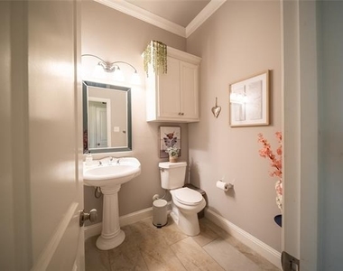 4011 Pompei Court - Photo Thumbnail 7