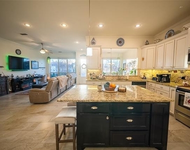 4011 Pompei Court - Photo Thumbnail 6
