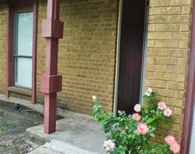 5528 Adams Drive - Photo Thumbnail 1