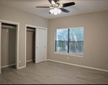7340 Skillman Street - Photo Thumbnail 10
