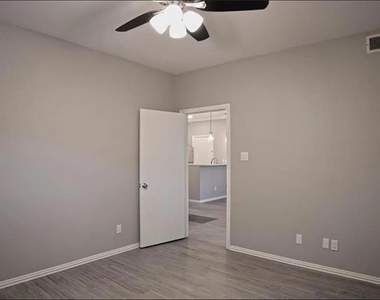 7340 Skillman Street - Photo Thumbnail 11