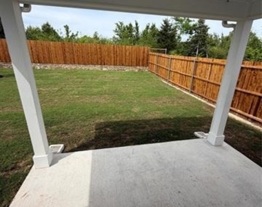 2203 Rannoch Street - Photo Thumbnail 1