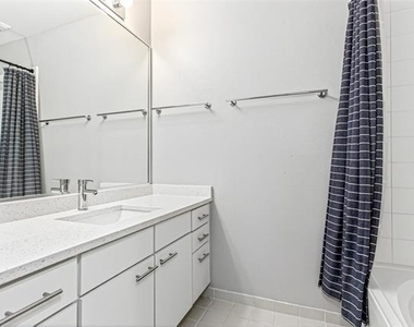 3015 Bryan Street - Photo Thumbnail 22