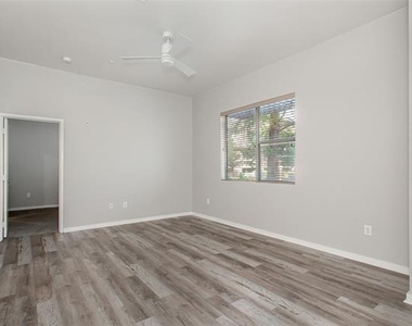 3015 Bryan Street - Photo Thumbnail 14