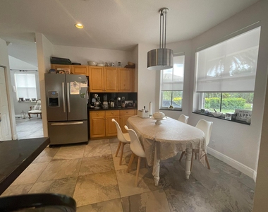 4230 Palmetto Trail - Photo Thumbnail 5