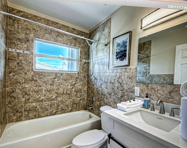 141 Rutland Boulevard - Photo Thumbnail 3