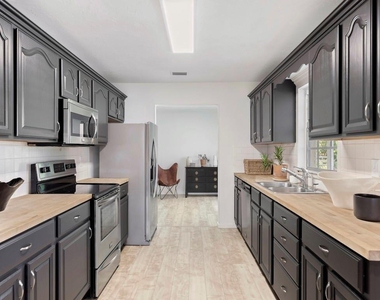 8530 8th Street - Photo Thumbnail 6