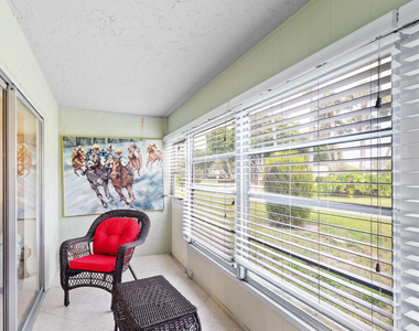 3 Abbey Lane - Photo Thumbnail 5