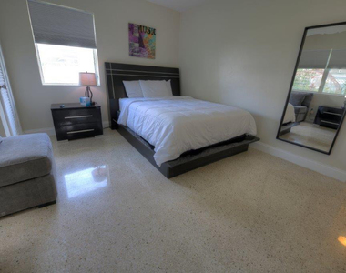 3201 Ne 23rd Street - Photo Thumbnail 4