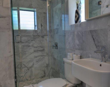 3201 Ne 23rd Street - Photo Thumbnail 1