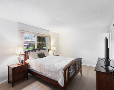20 Abbey Lane - Photo Thumbnail 8
