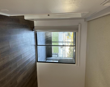 617 Ixoria Avenue - Photo Thumbnail 7
