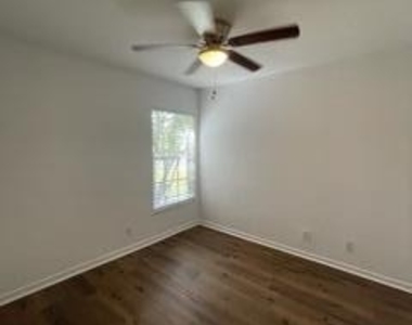 6655 Duval Avenue - Photo Thumbnail 12