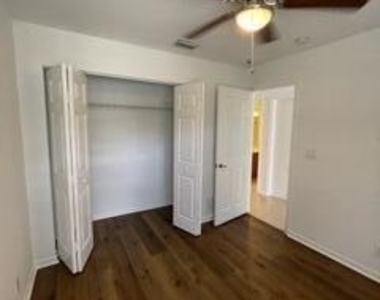 6655 Duval Avenue - Photo Thumbnail 16