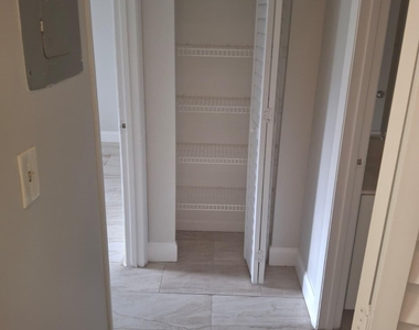 9833 Westview Drive - Photo Thumbnail 10